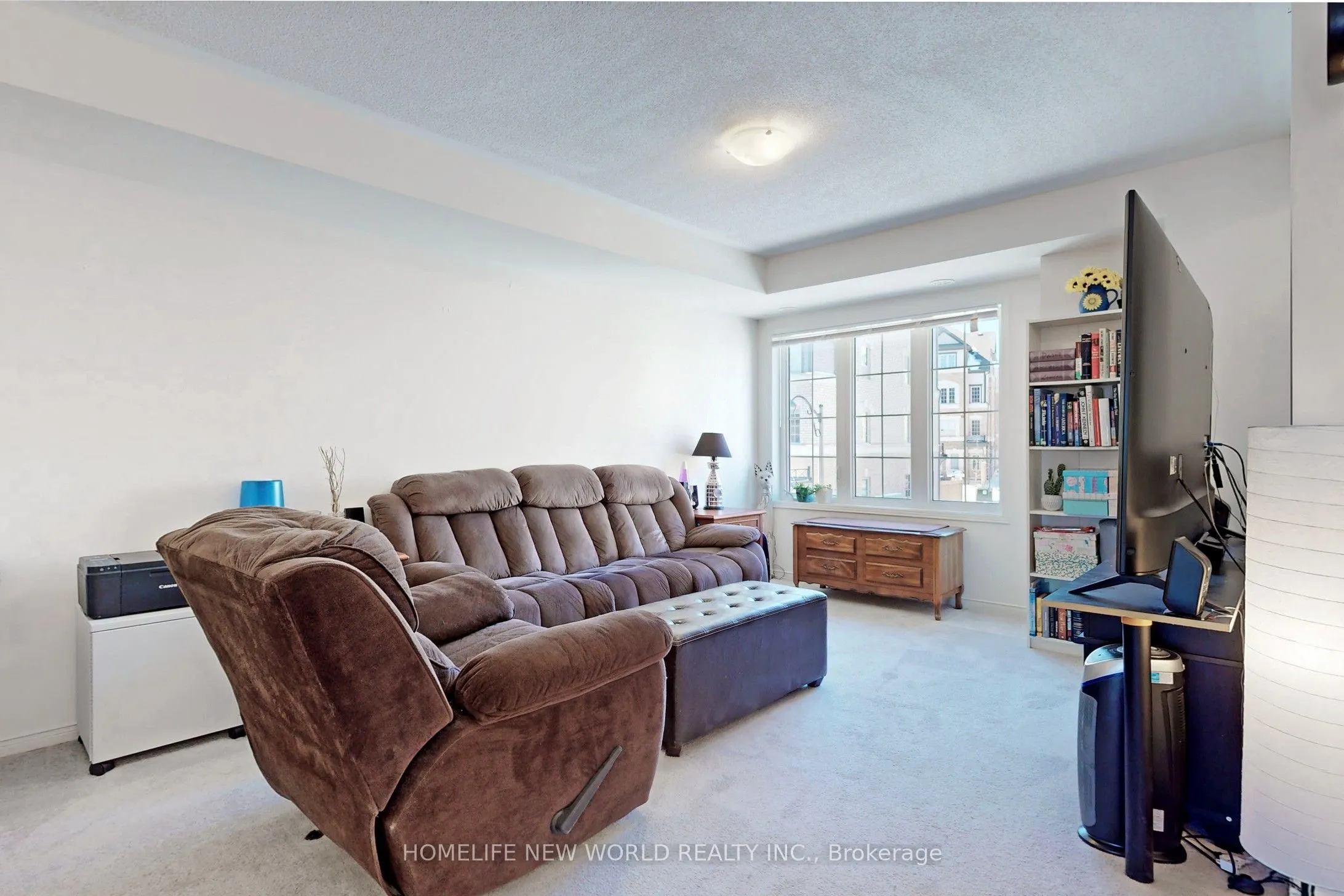 2657 Deputy Minister Path, #29