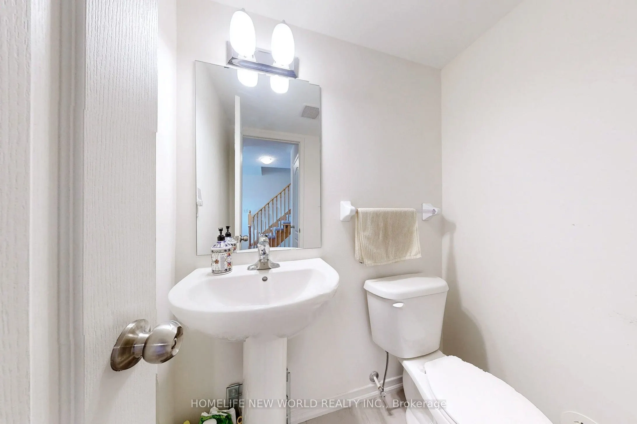 2657 Deputy Minister Path, #29