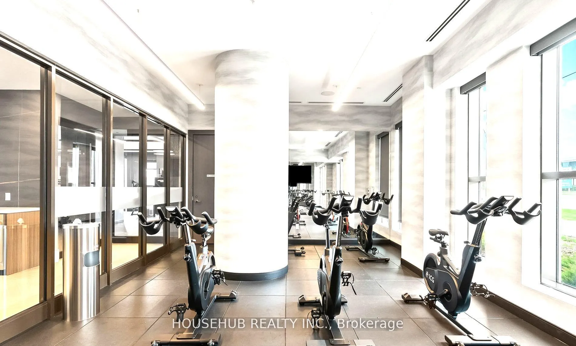 2550 Simcoe Street N, #2414