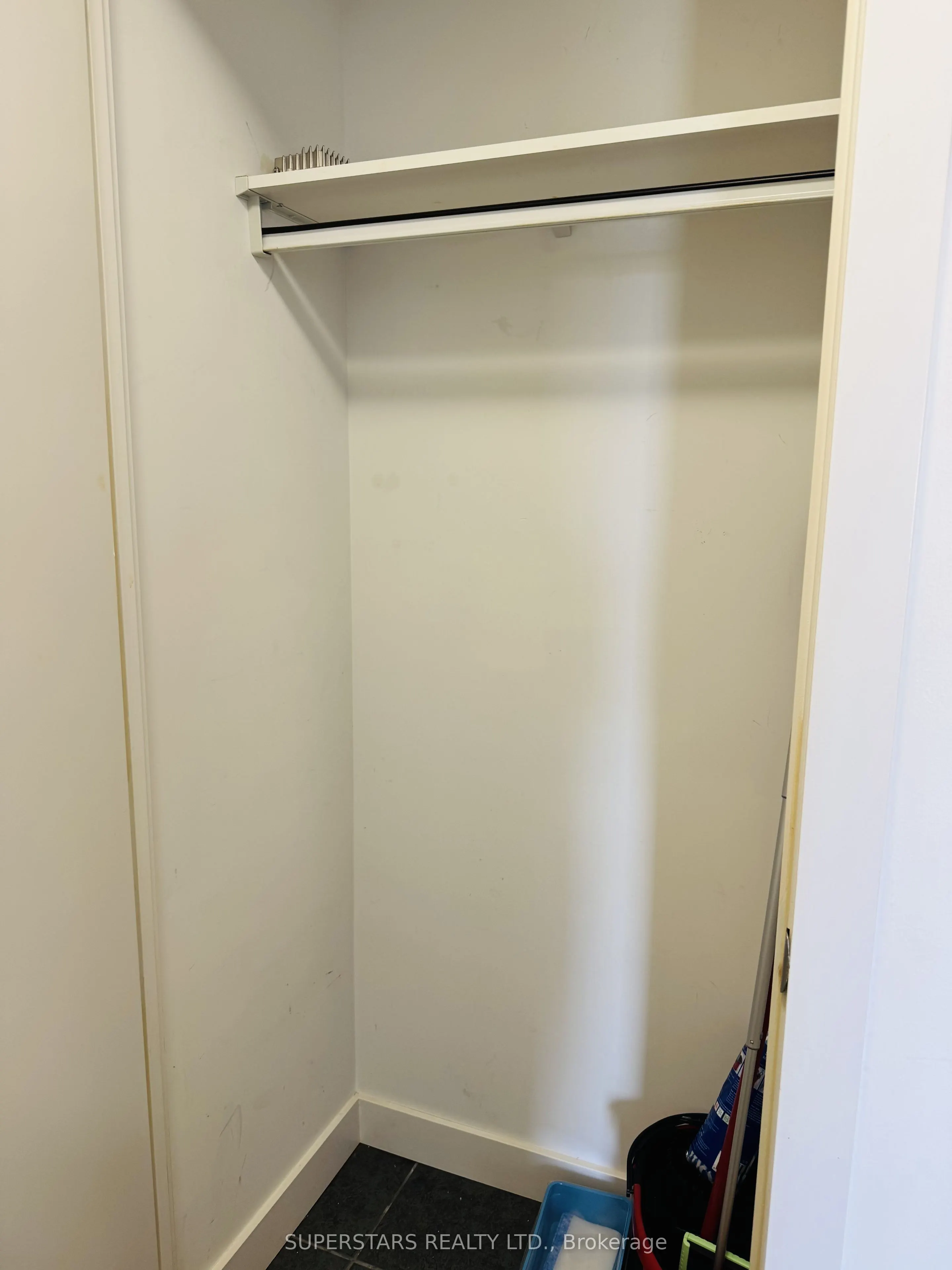 8 Trent Avenue, #1007