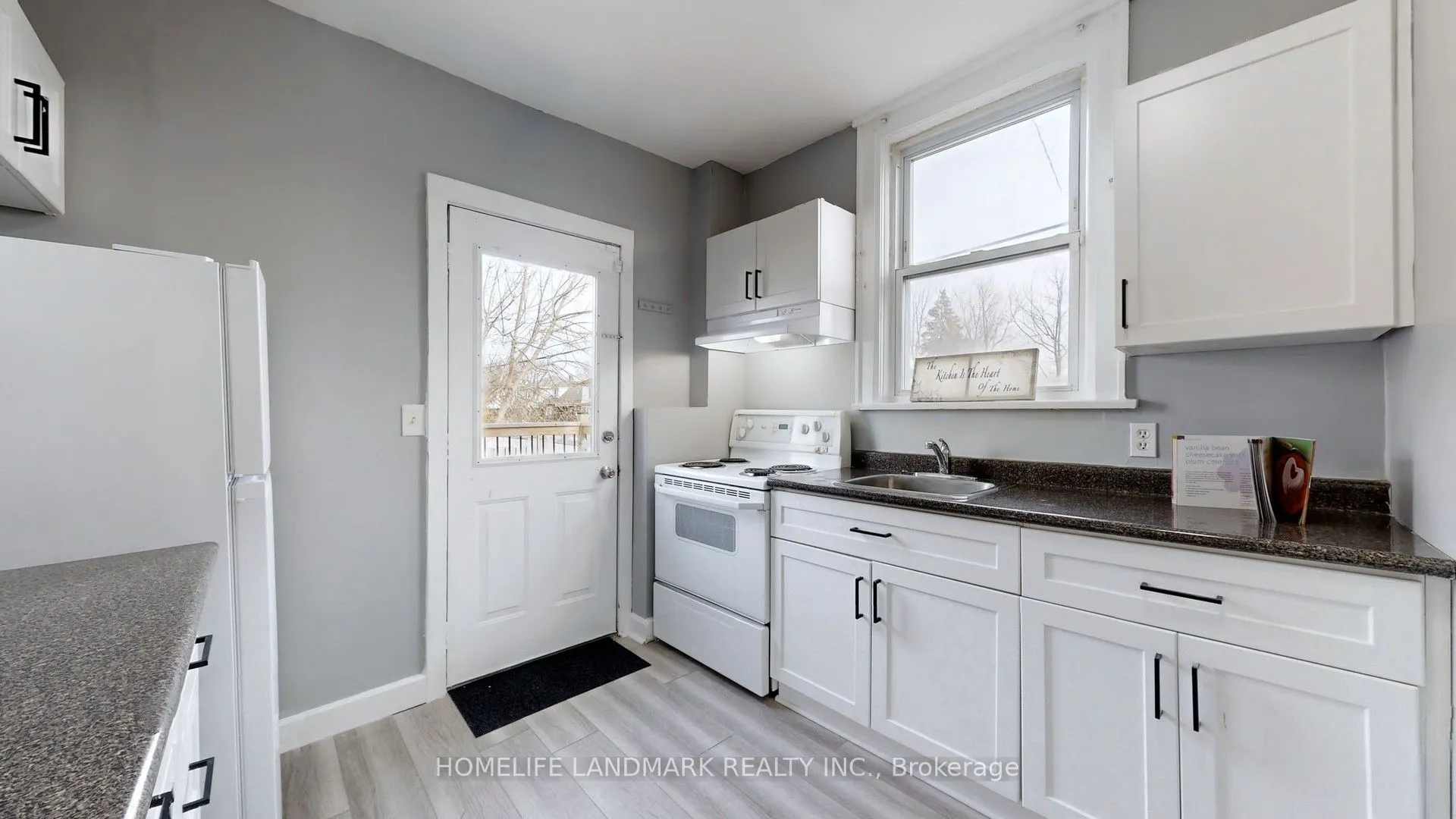 173 Ritson Road S