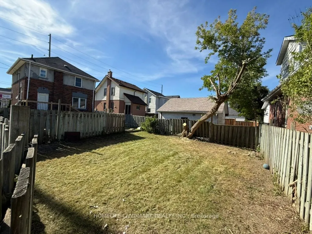 173 Ritson Road S