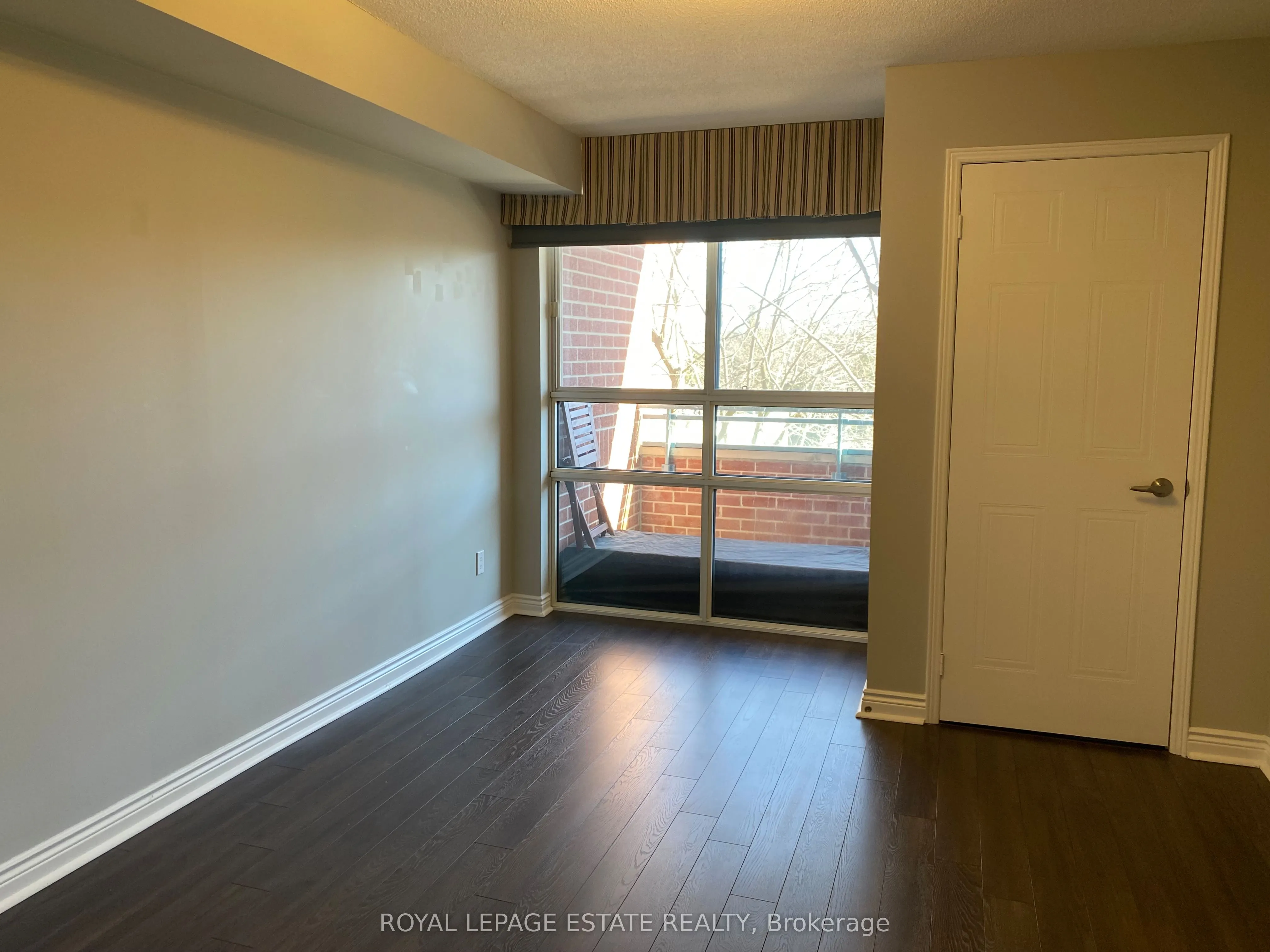 1091 Kingston Road, #420