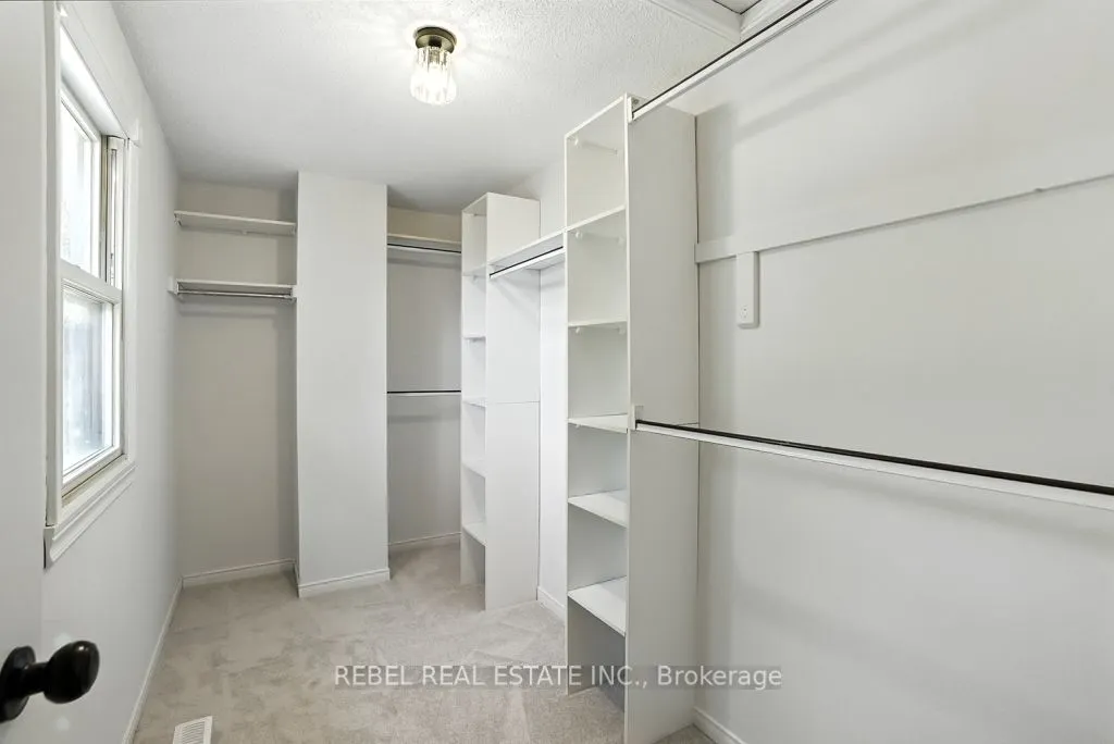 1 Maplewood Drive