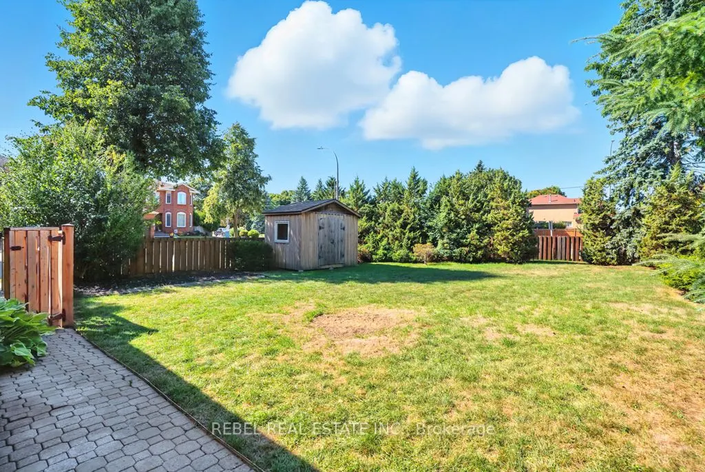 1 Maplewood Drive