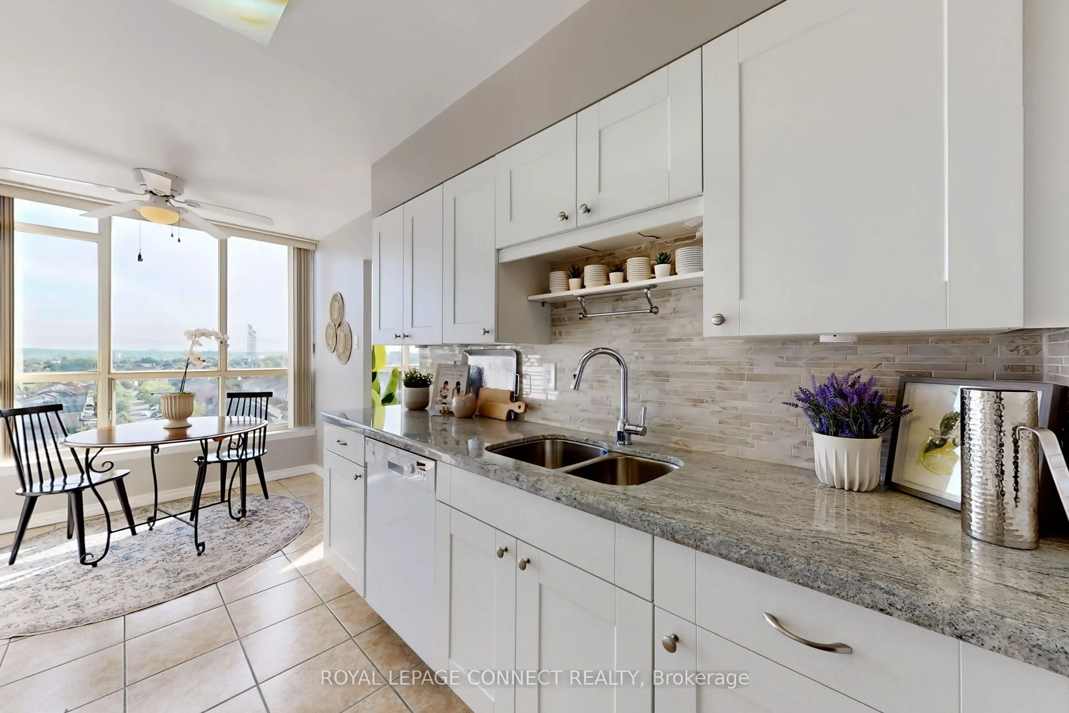 1890 Valley Farm Road, #901