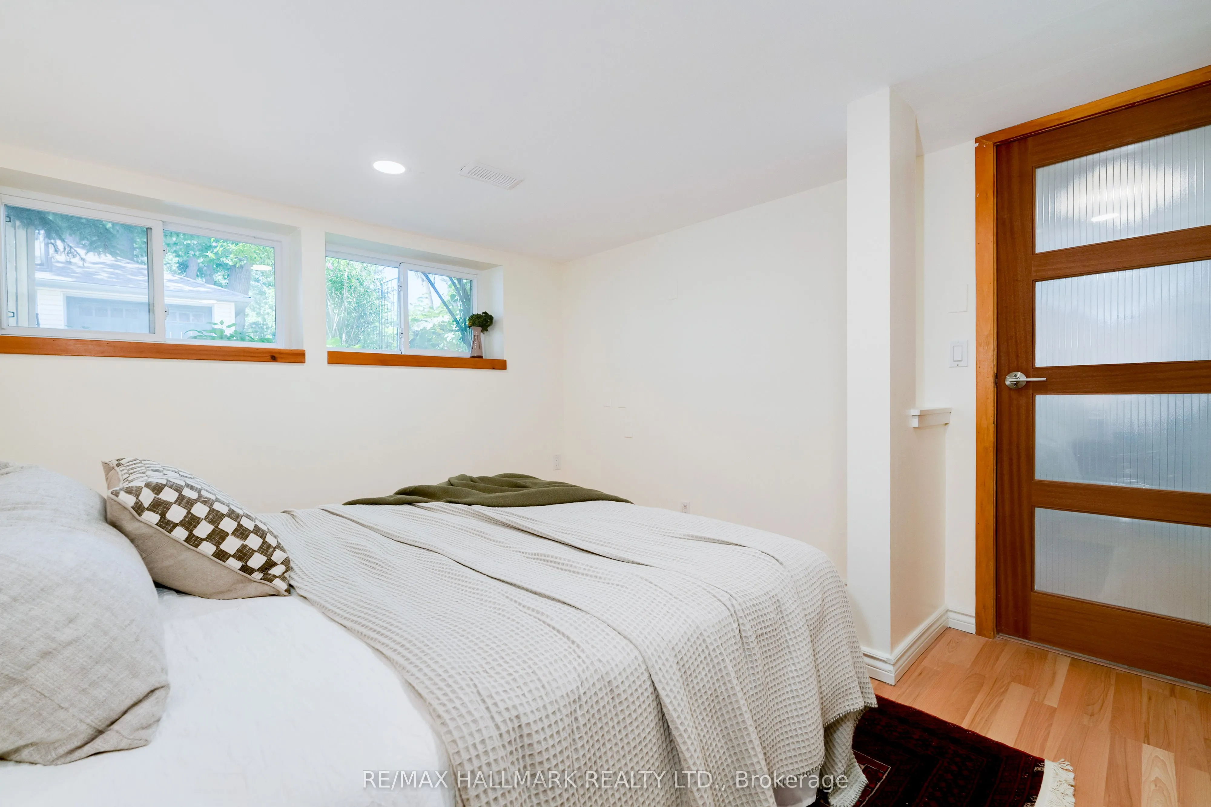 16 Haig Avenue