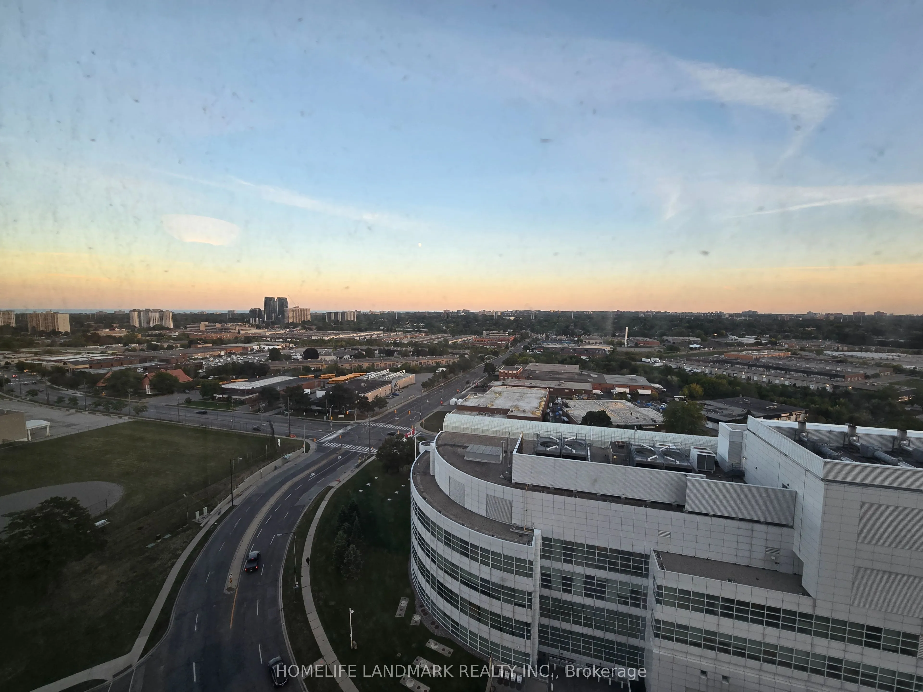 1 Lee Centre Drive, #2206