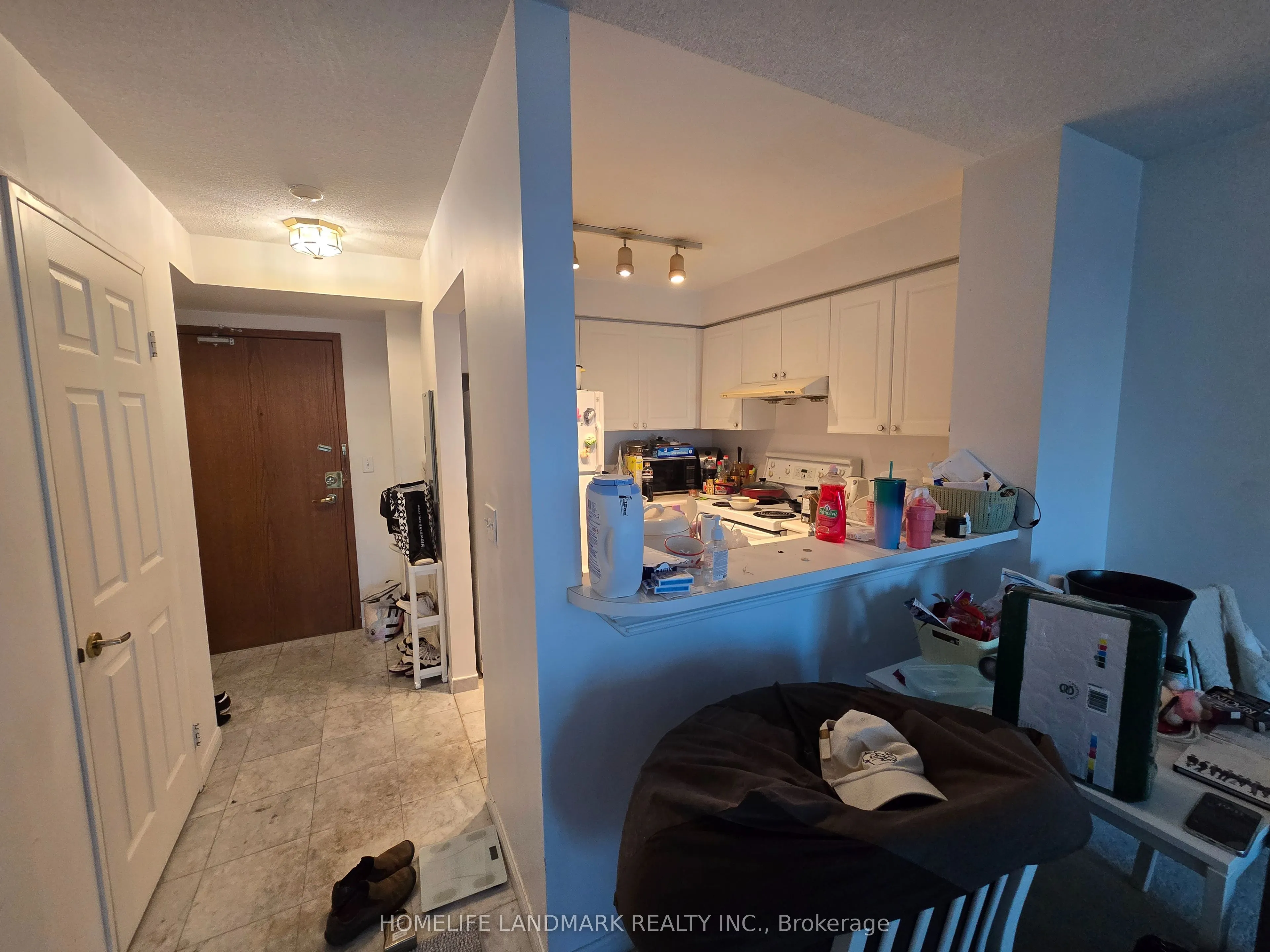 1 Lee Centre Drive, #2206