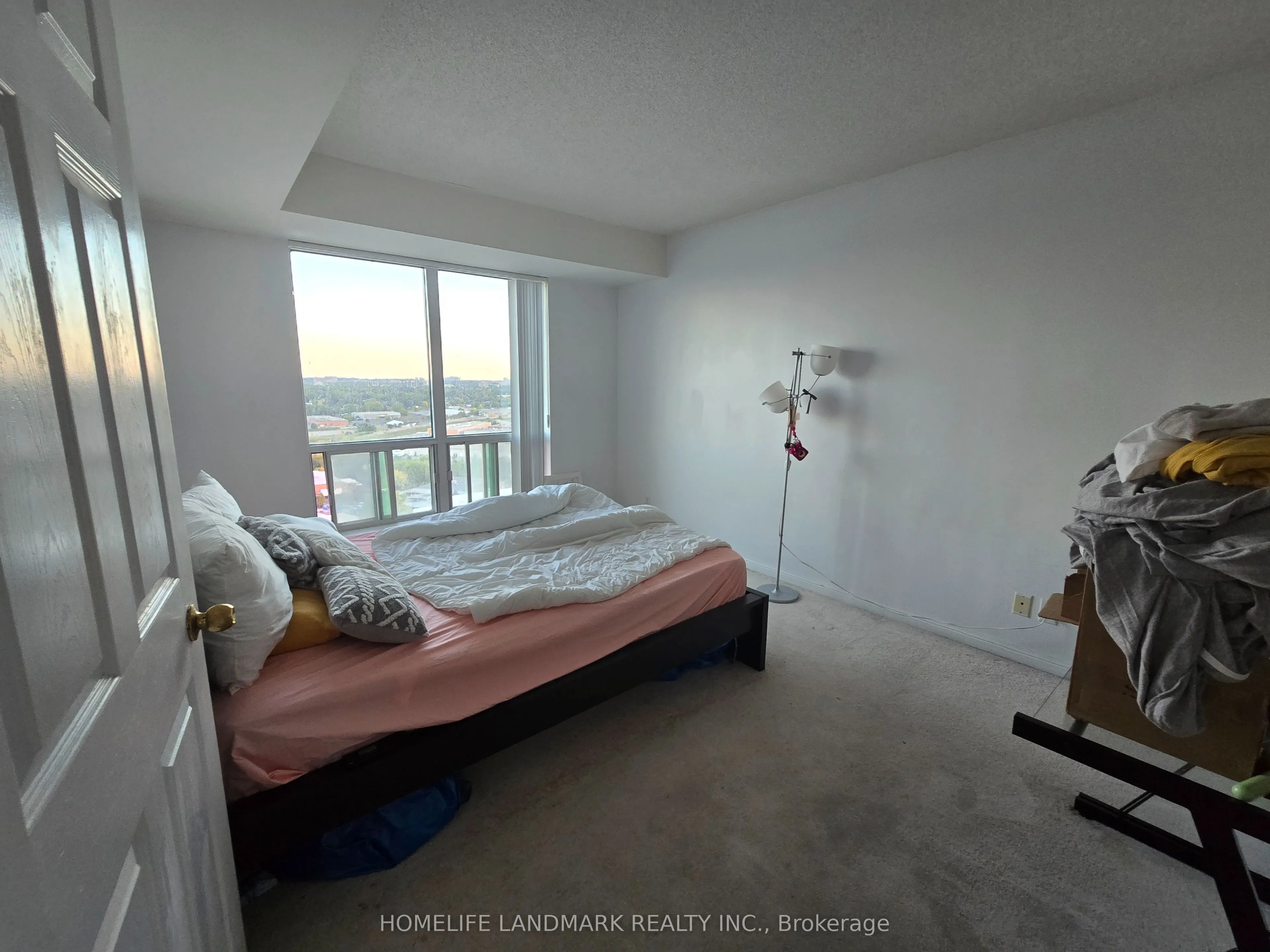 1 Lee Centre Drive, #2206