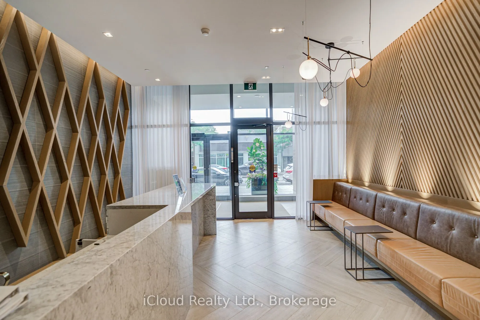 1285 Queen Street E, #211