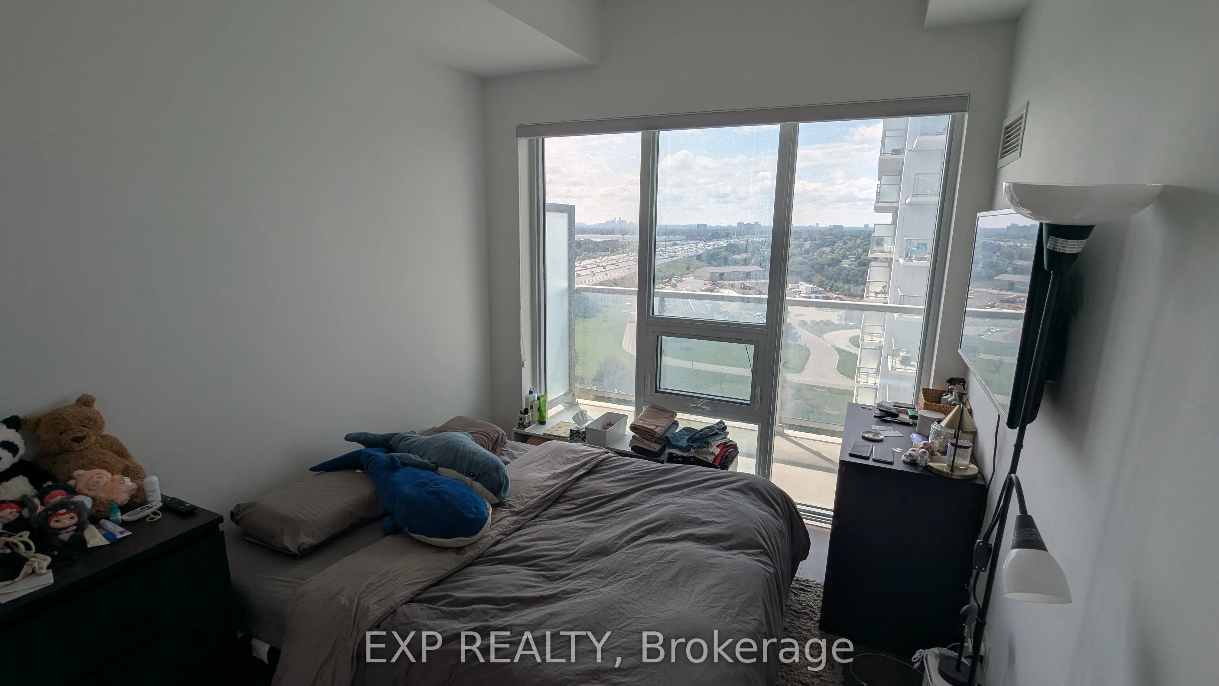 2033 Kennedy Road, #1901