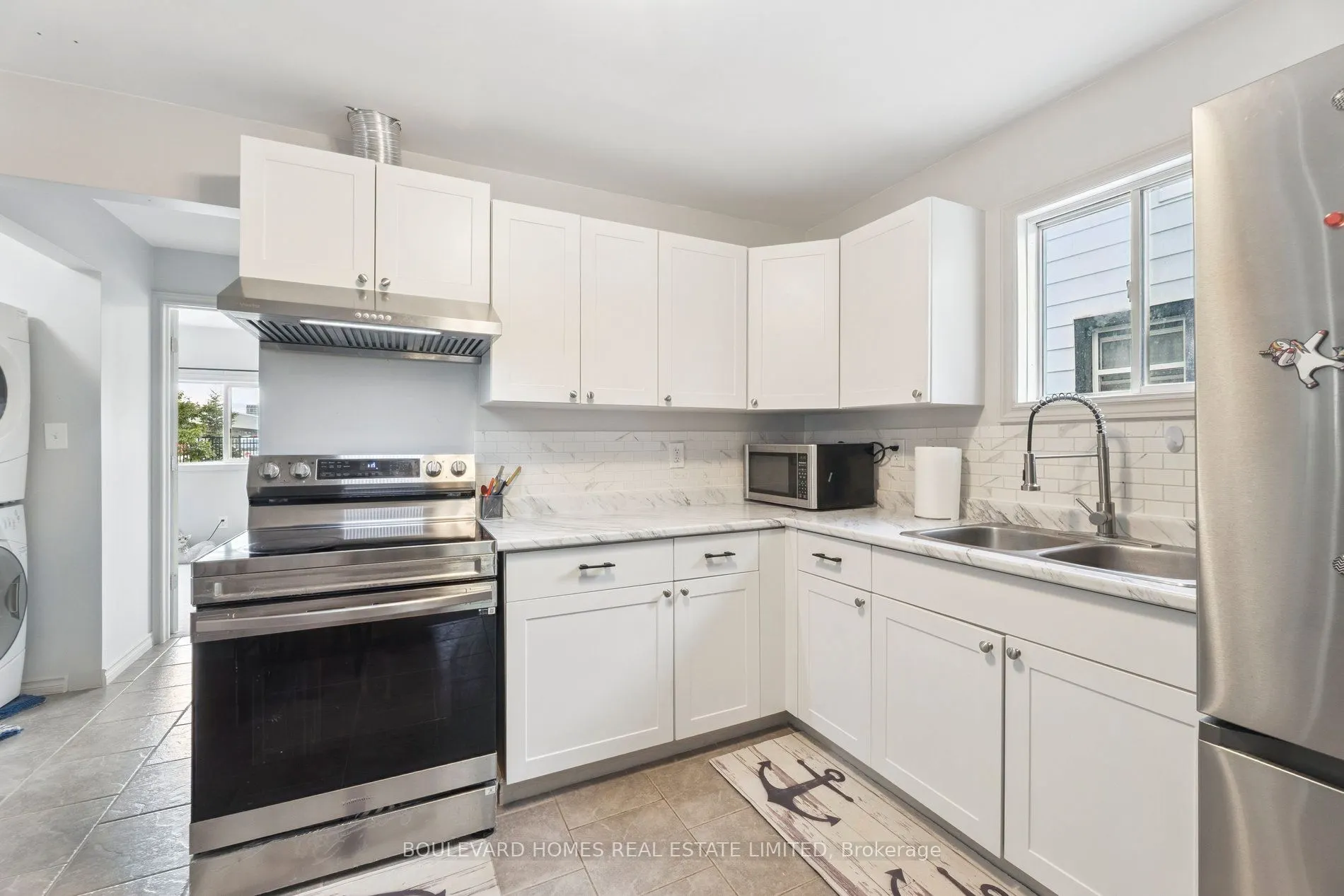 315 Oshawa Boulevard N