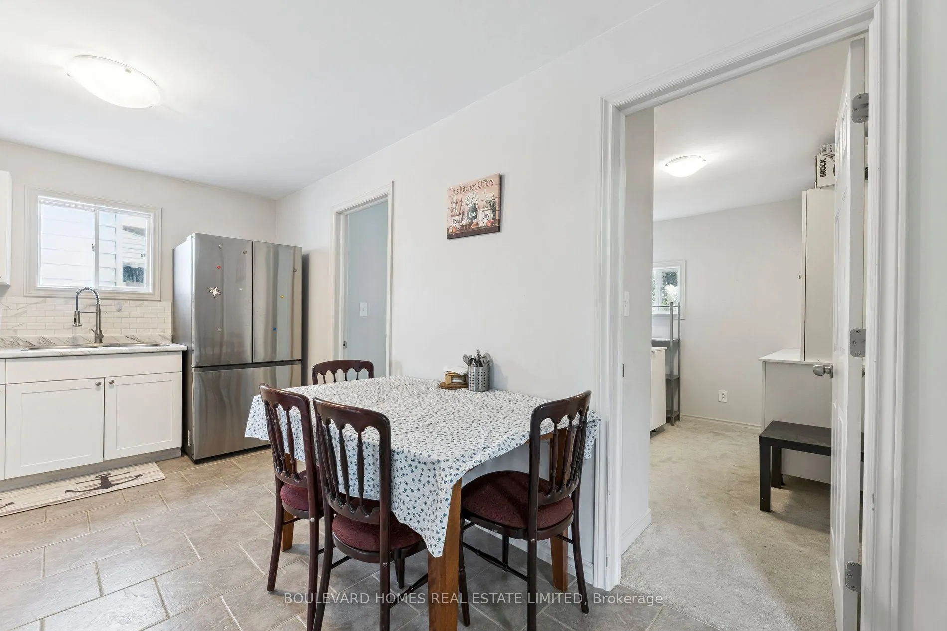315 Oshawa Boulevard N