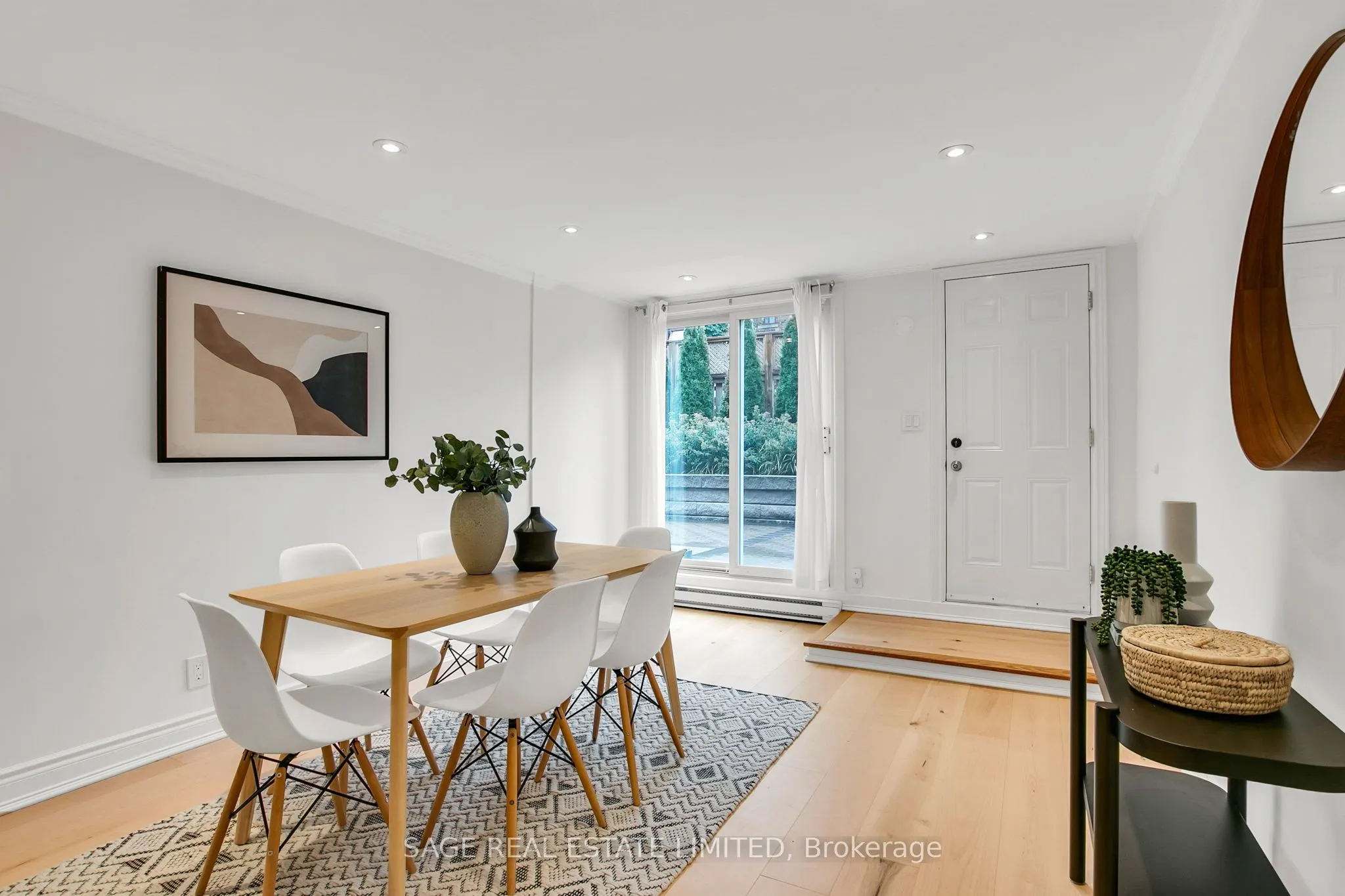 1666 Queen Street E, #7