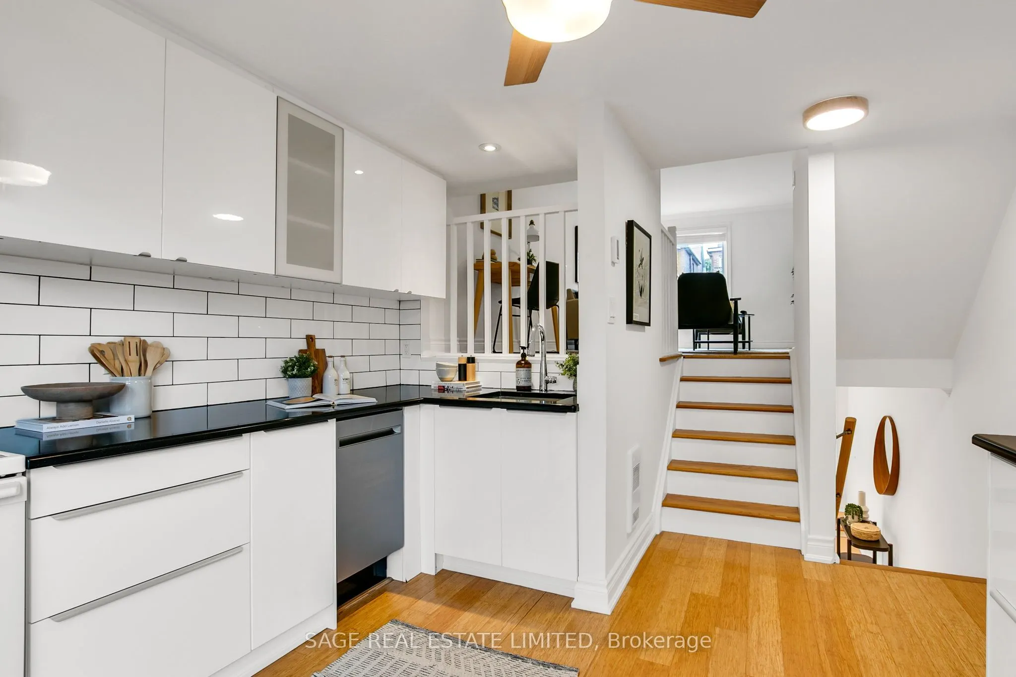 1666 Queen Street E, #7