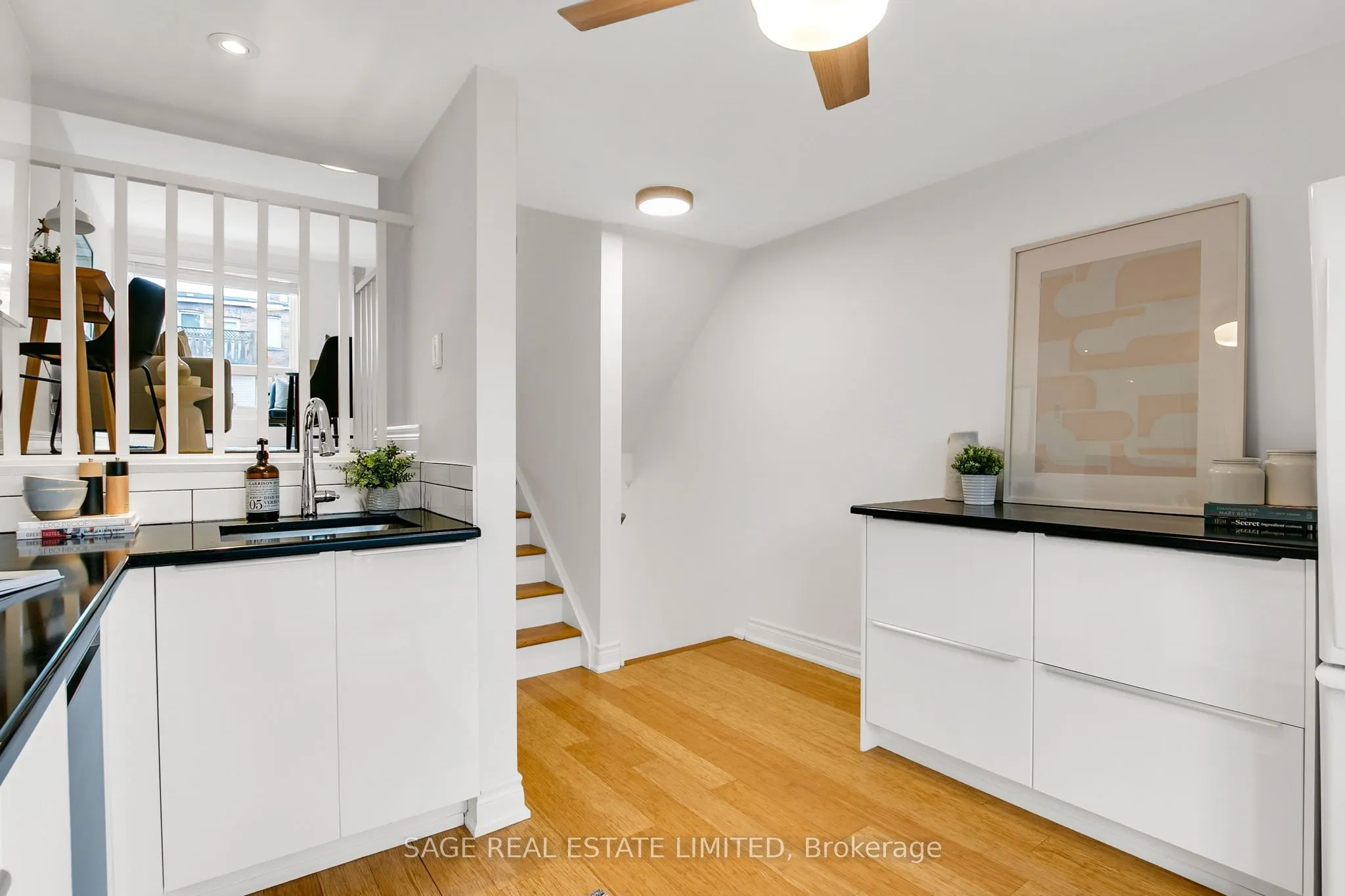 1666 Queen Street E, #7
