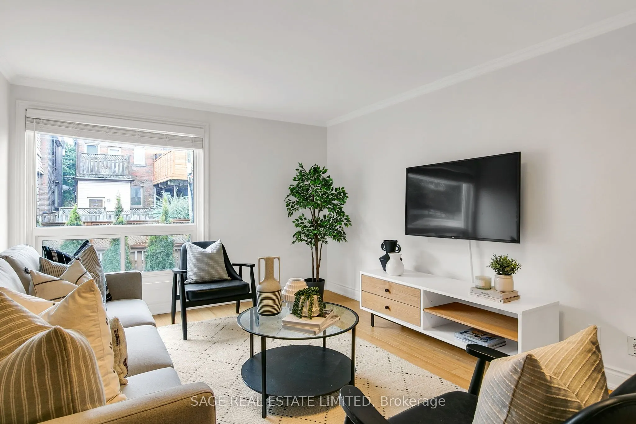 1666 Queen Street E, #7