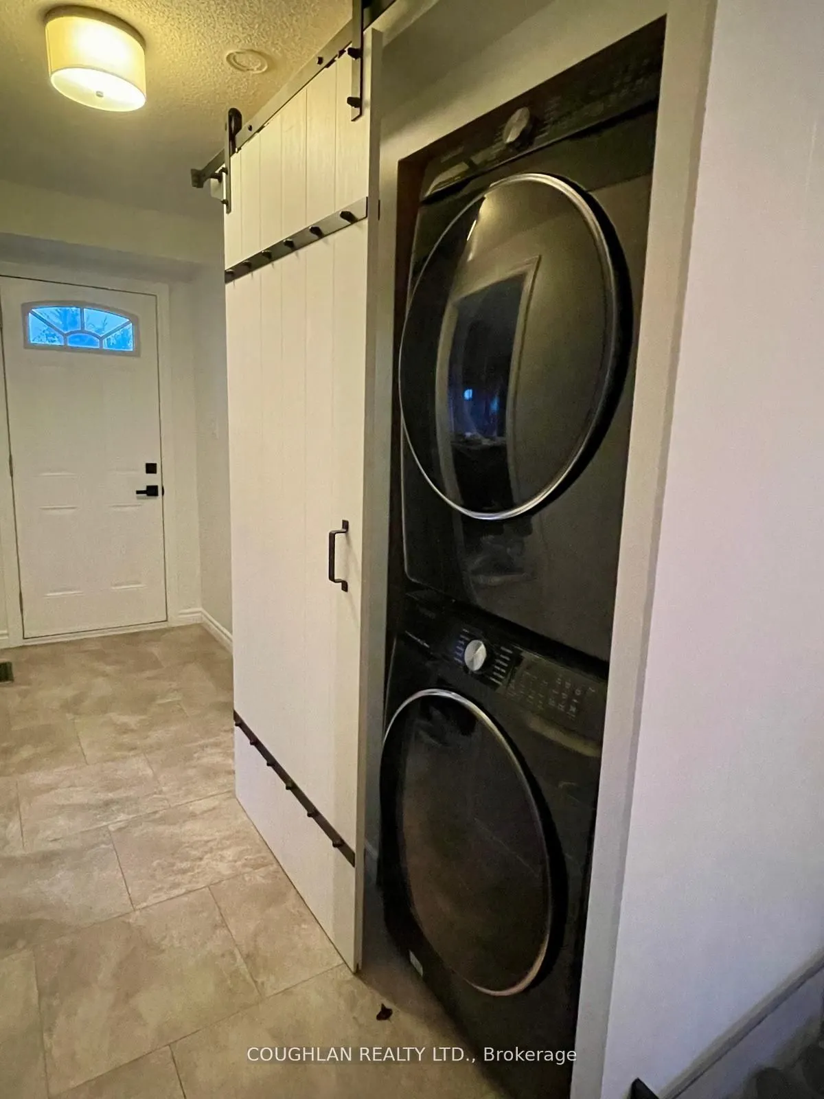 12 Horseshoe Drive