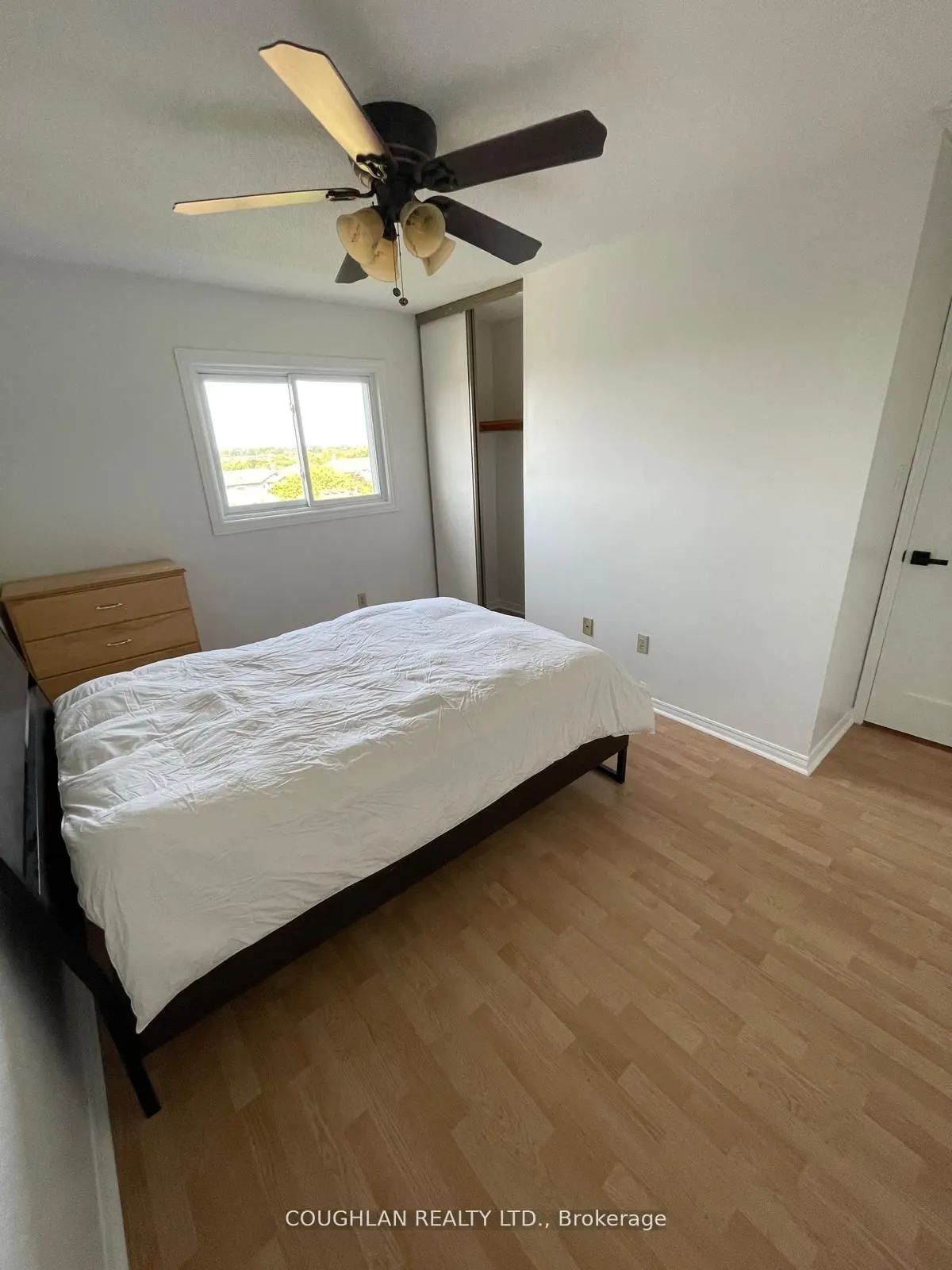 12 Horseshoe Drive