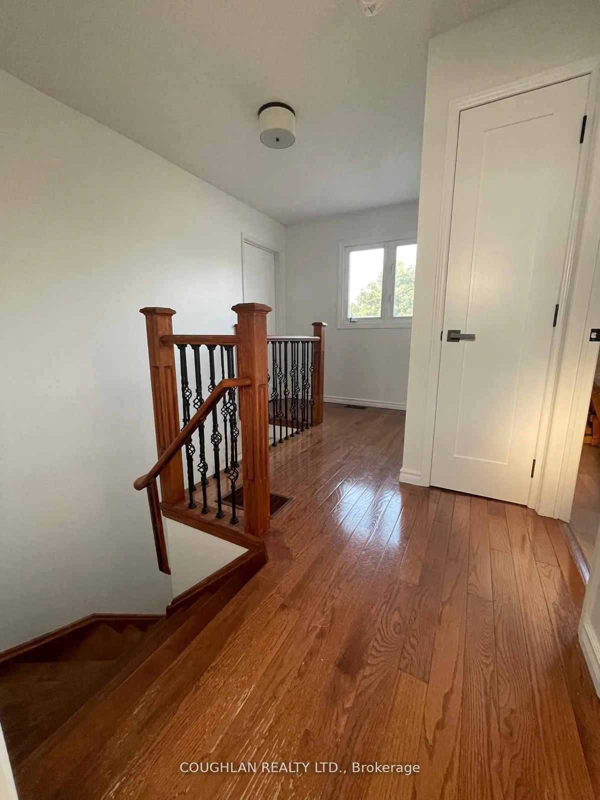 12 Horseshoe Drive