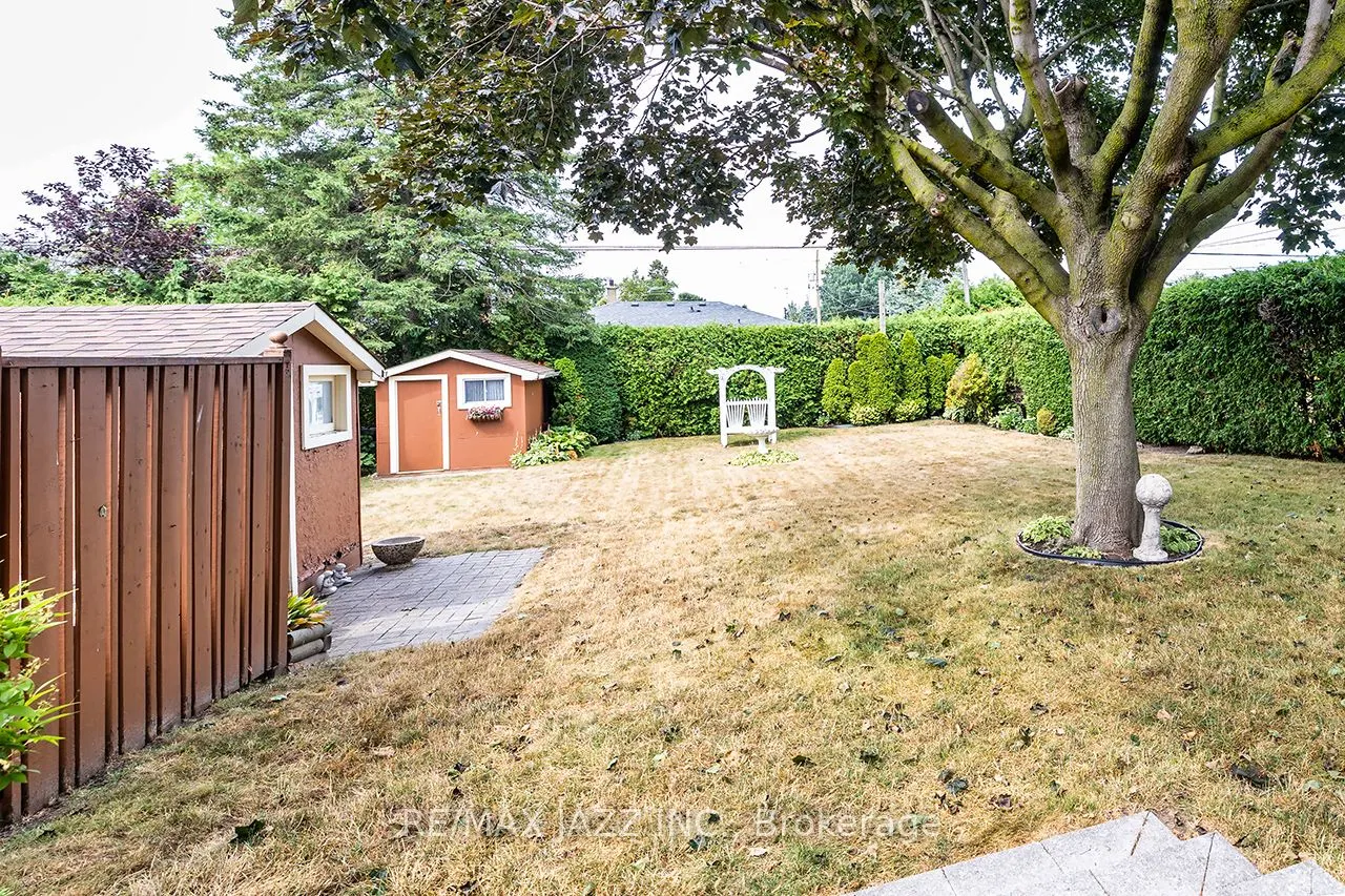 114 Fernhill Boulevard