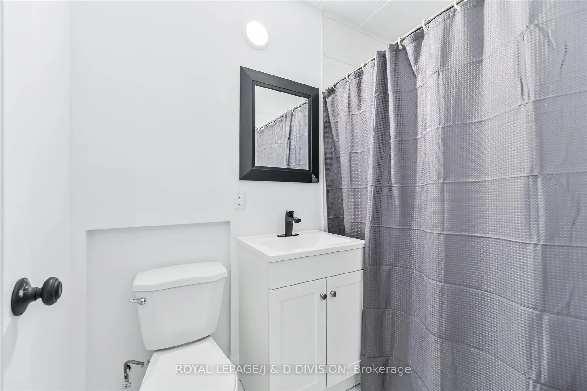 325 Sammon Avenue, #301