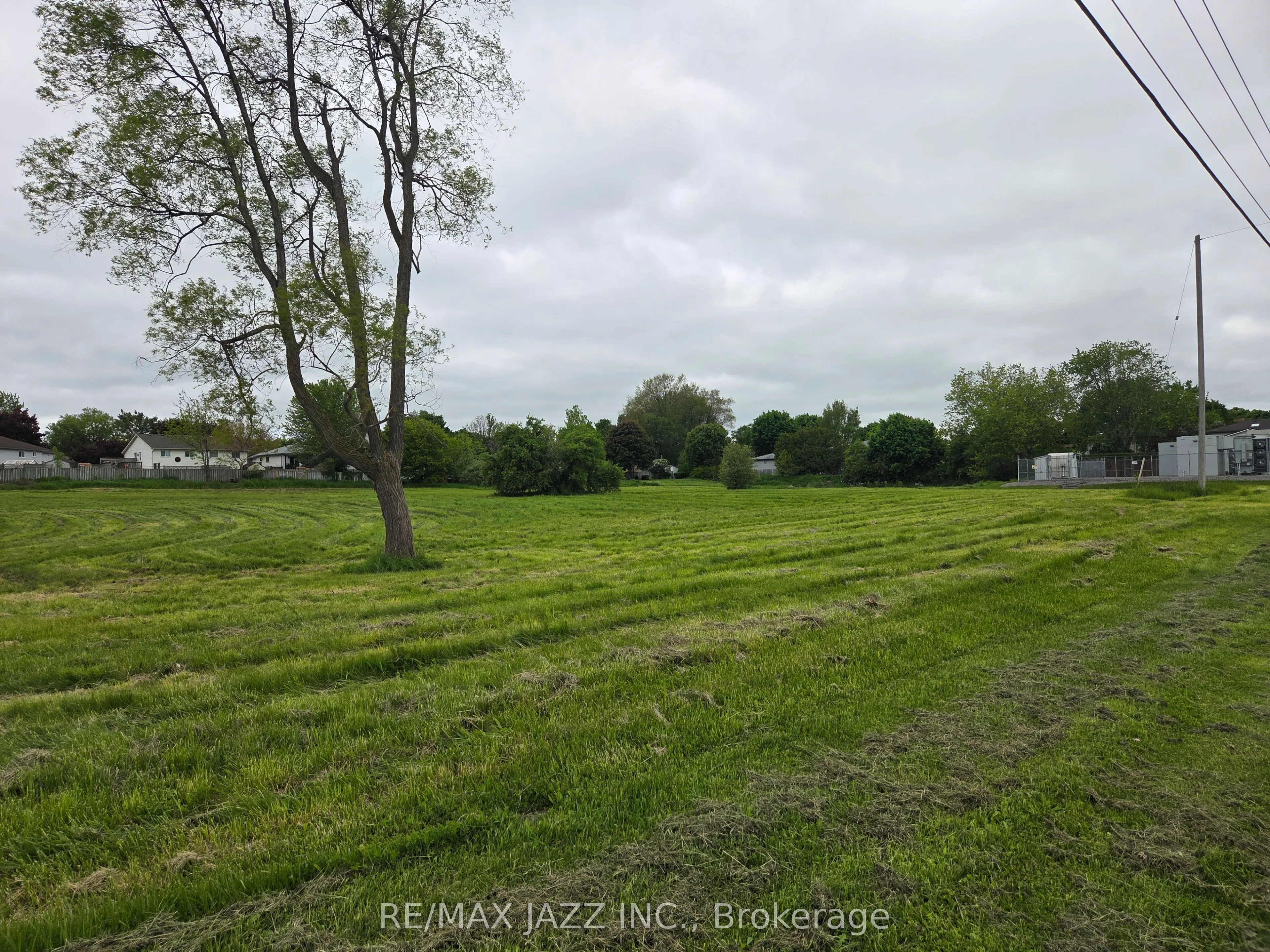 200 Baseline Road W