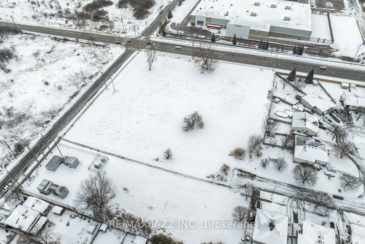 200 Baseline Road W