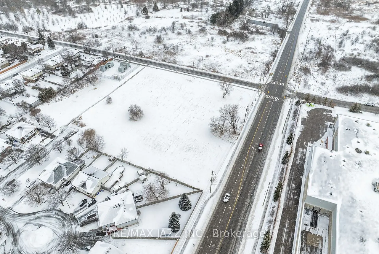 200 Baseline Road W