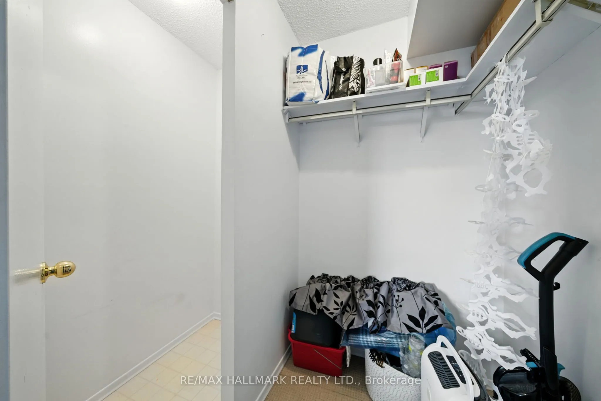 3050 Ellesmere Road, ##802