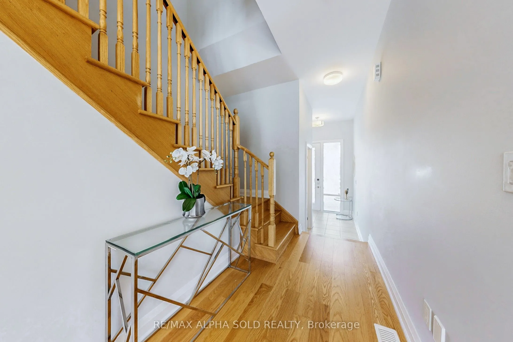 957 Grosbeak Trail