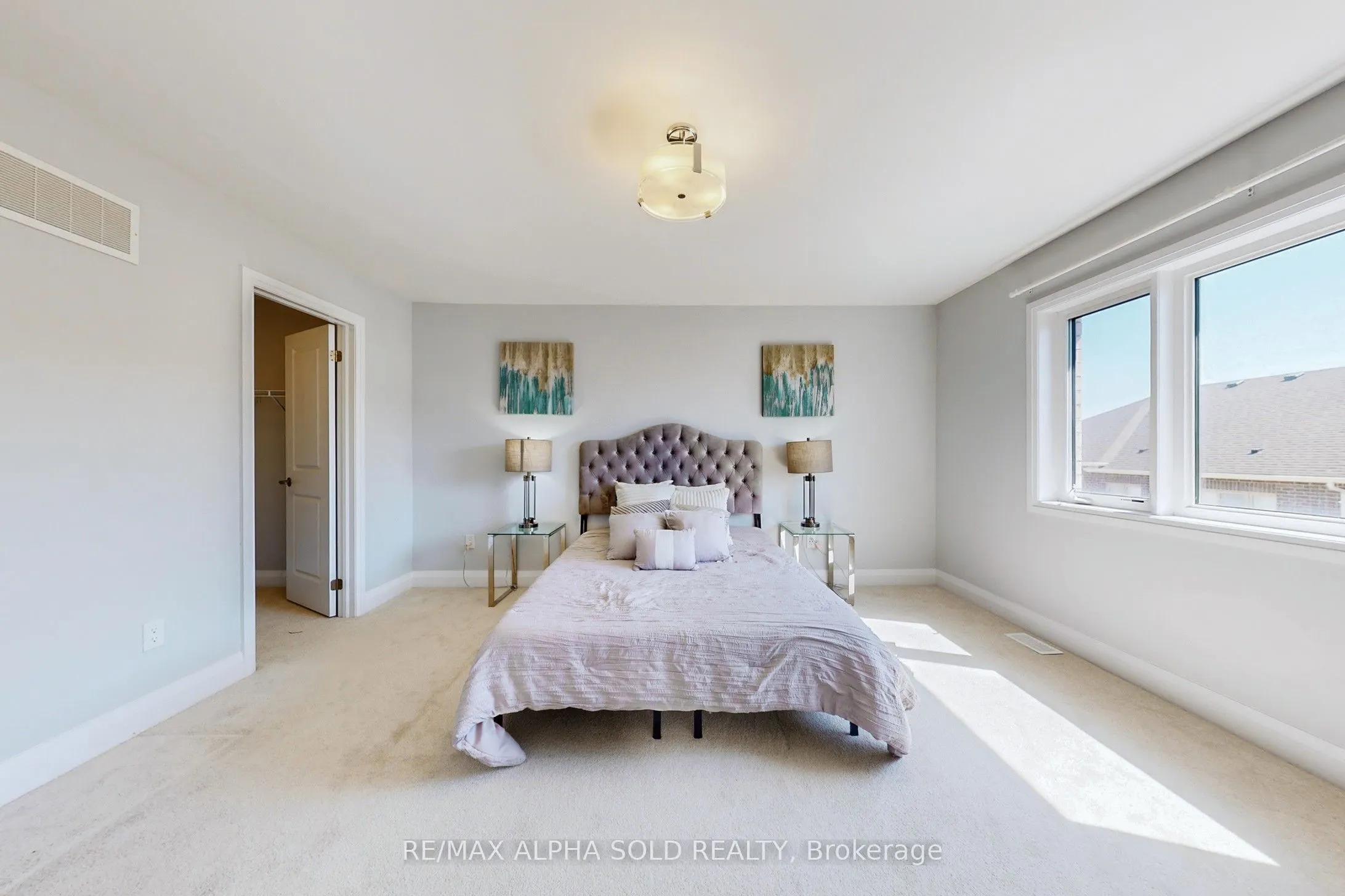 957 Grosbeak Trail