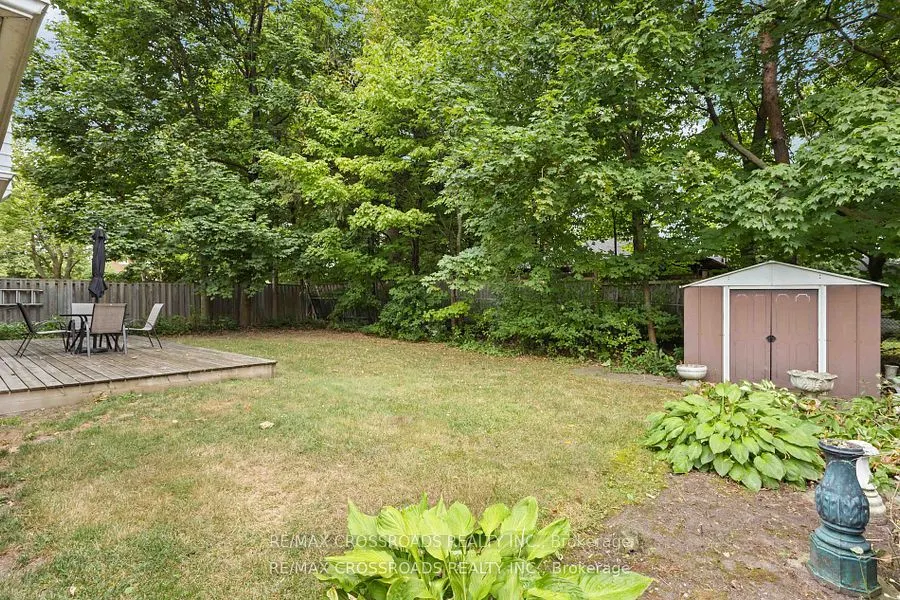 3 Bowater Drive