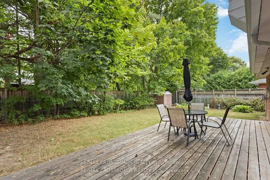 3 Bowater Drive