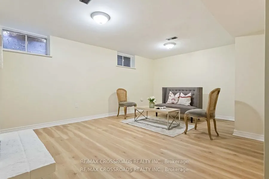3 Bowater Drive