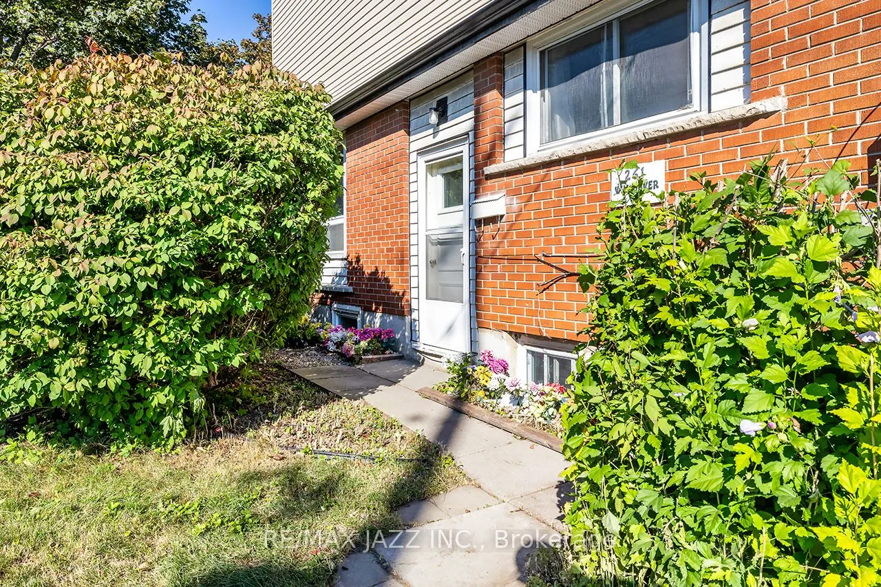 261 Vancouver Street