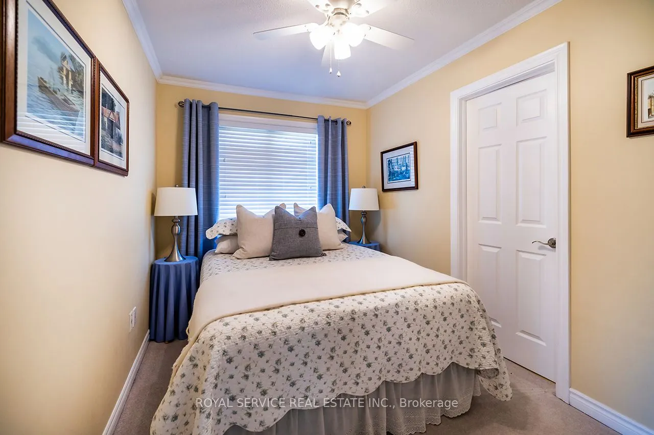 15 Bloom Avenue