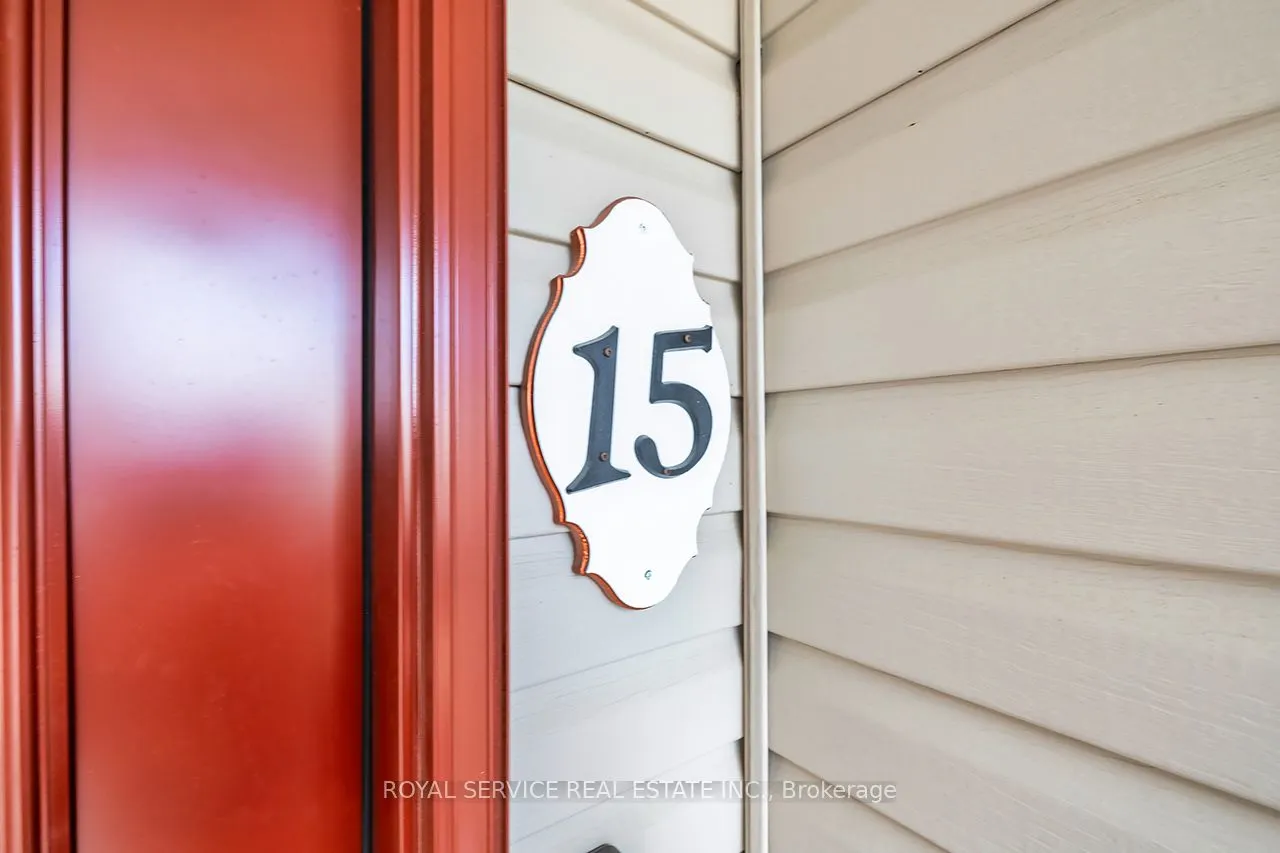 15 Bloom Avenue