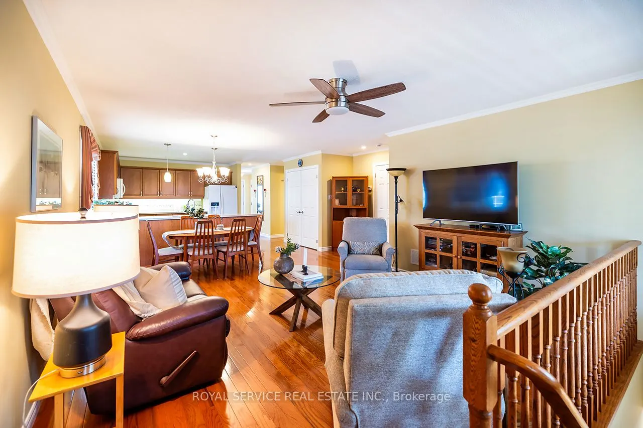 15 Bloom Avenue