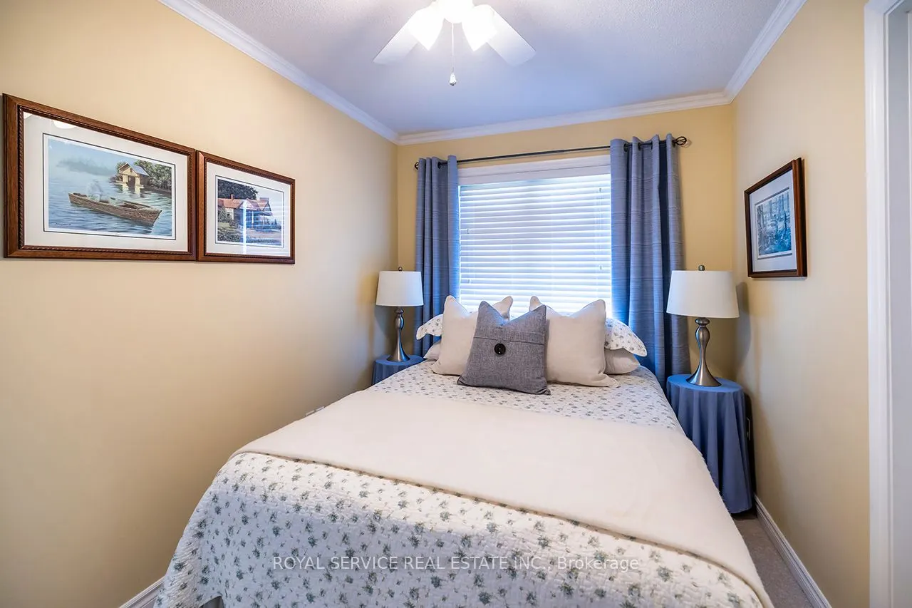 15 Bloom Avenue