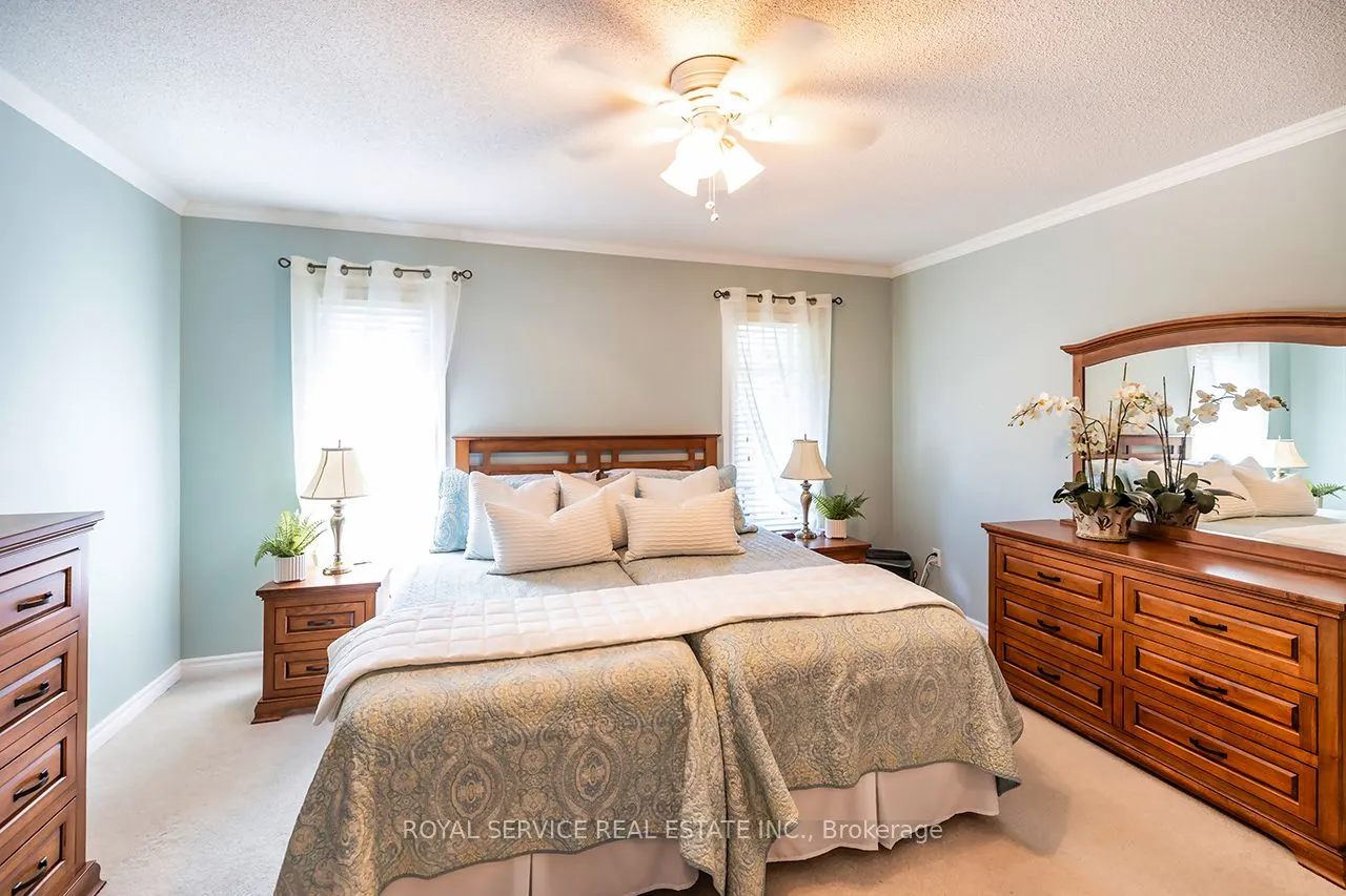 15 Bloom Avenue