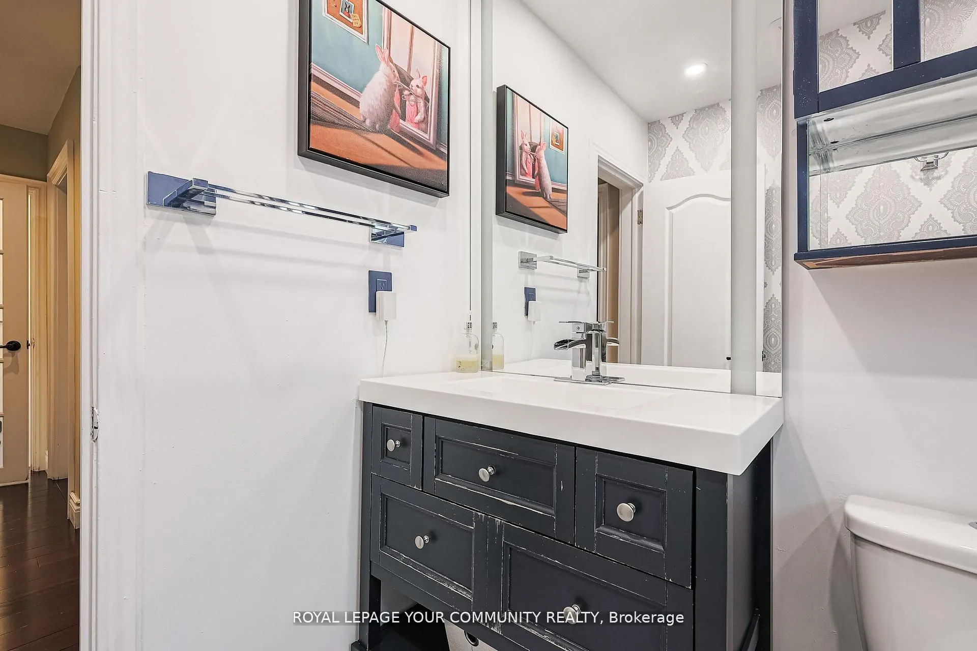 52 Princeway Drive, #Upper