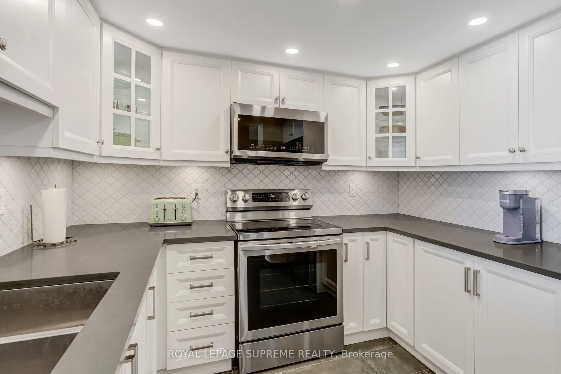 1 GREYSTONE WALK Drive, #PH83