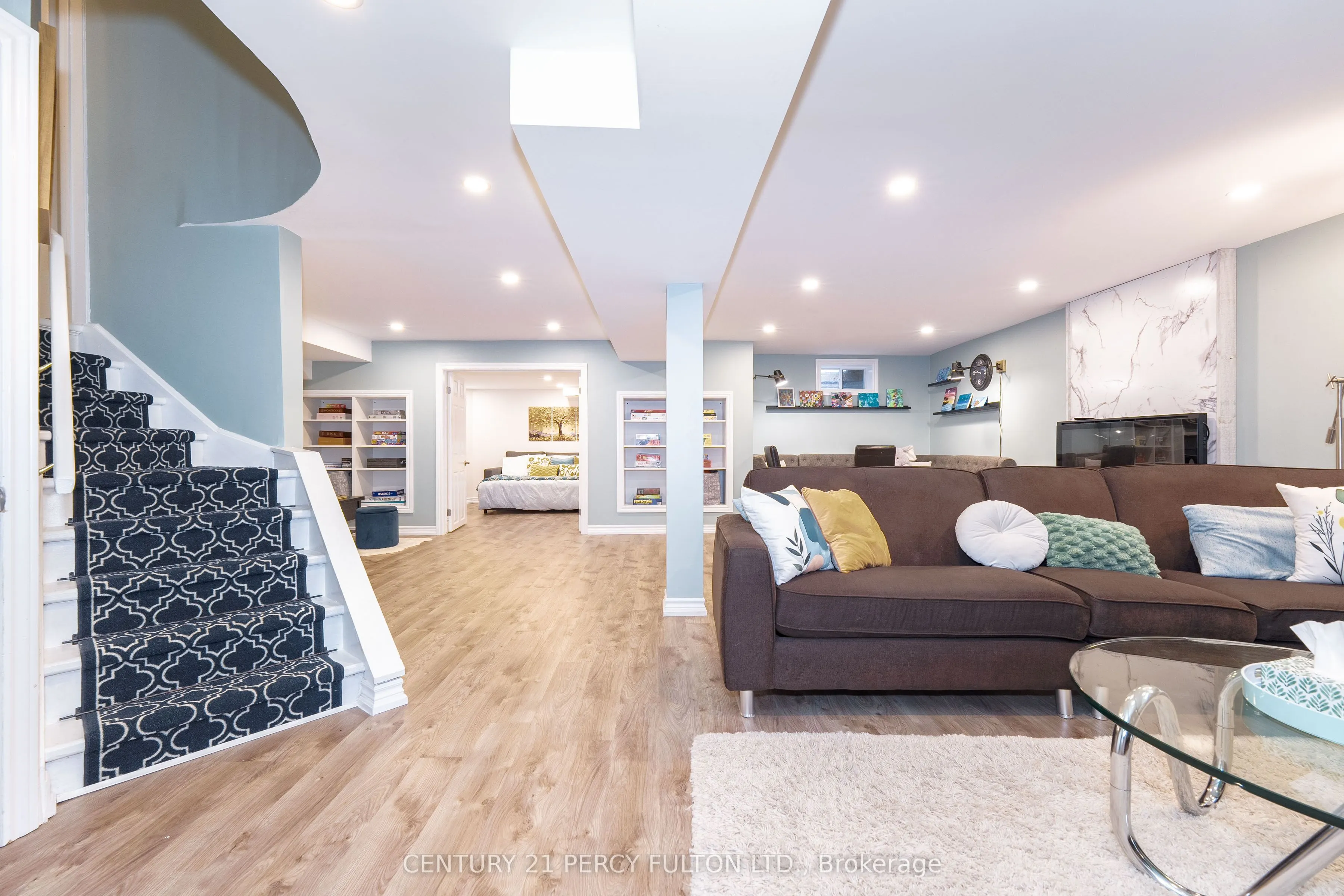 1032 Rambleberry Avenue