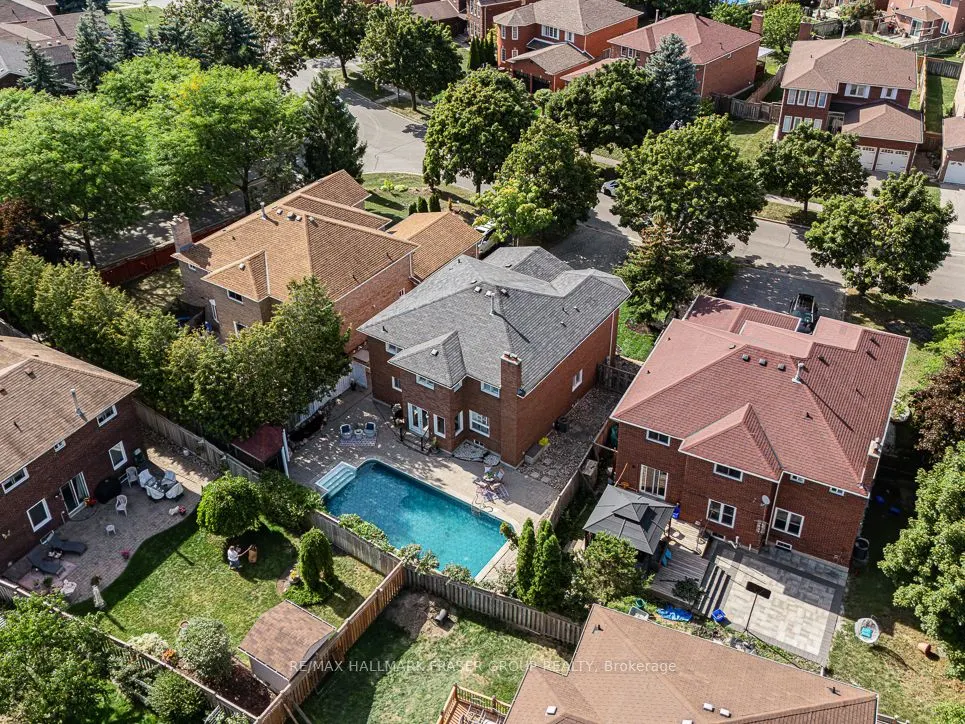 9 Meekings Drive