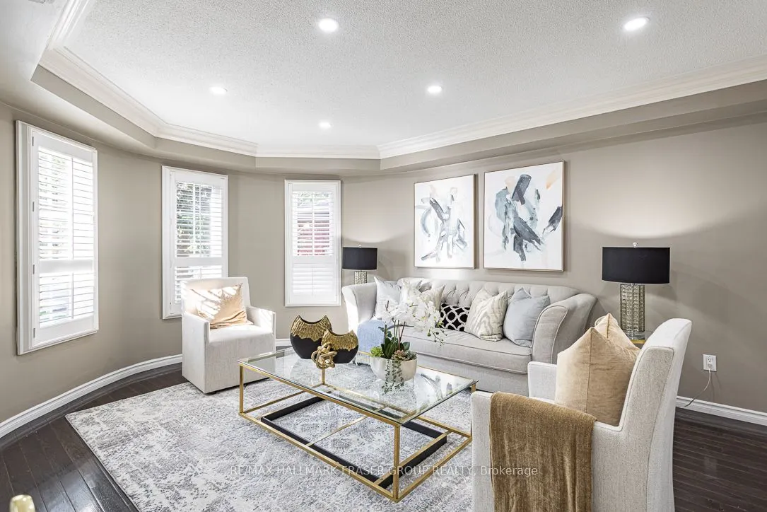 9 Meekings Drive