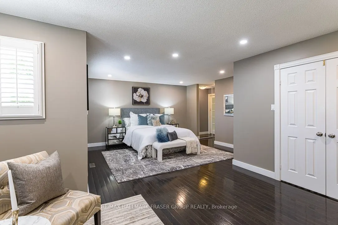 9 Meekings Drive