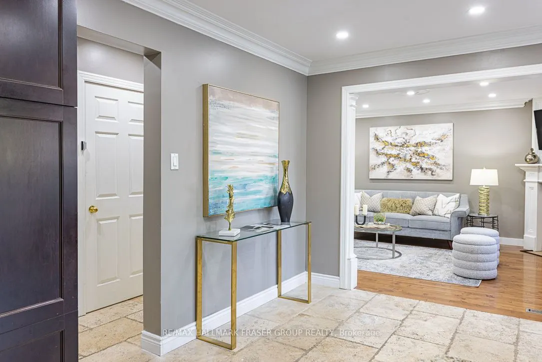 9 Meekings Drive