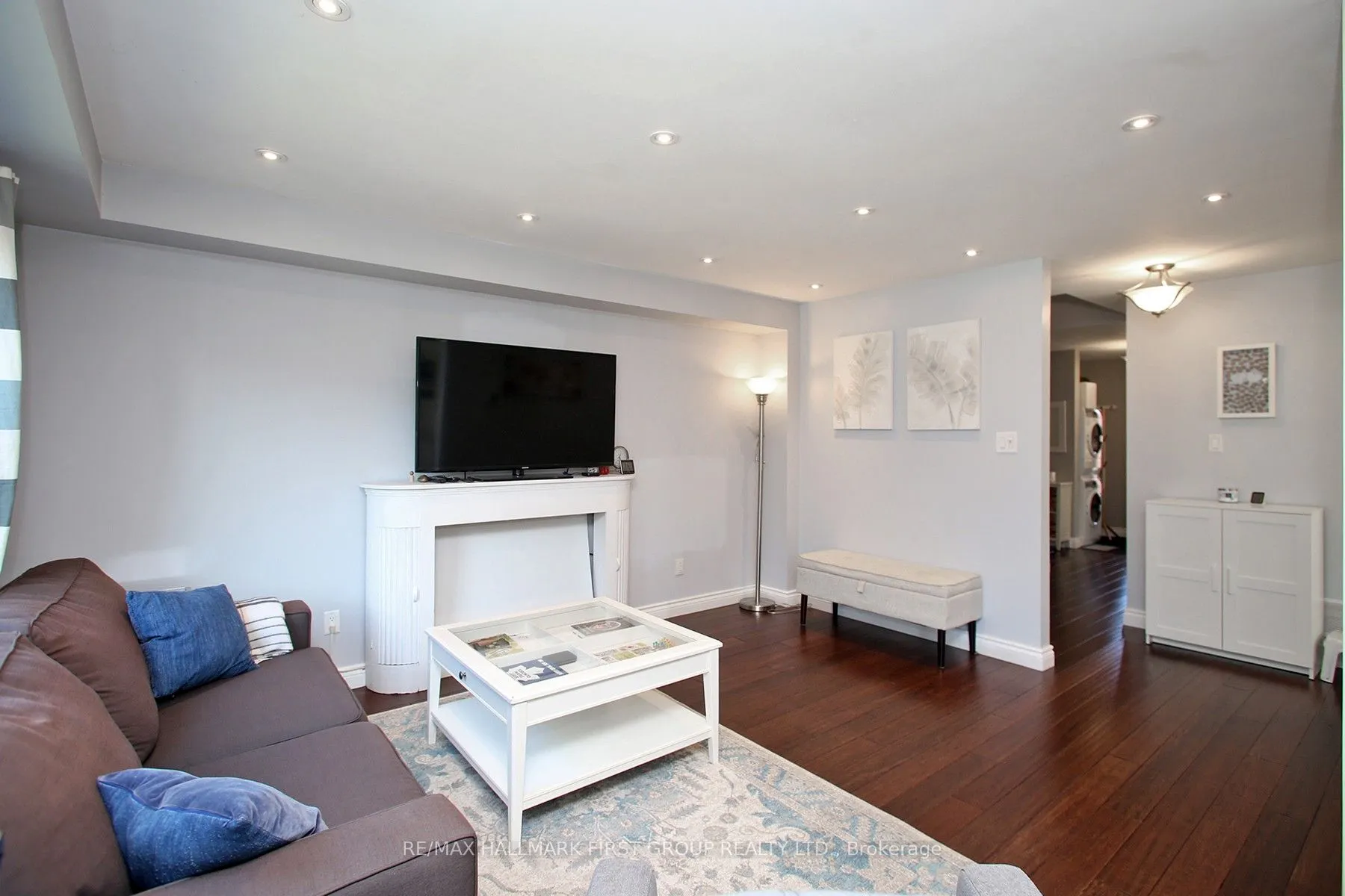 213 Glen Hill Drive, #Upper